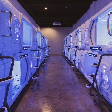 Hashtag.Capsule.Hostel Джохор-Бару Экстерьер фото
