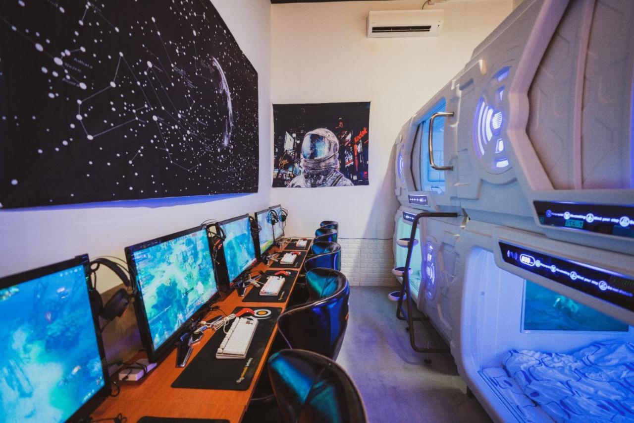 Hashtag.Capsule.Hostel Джохор-Бару Экстерьер фото