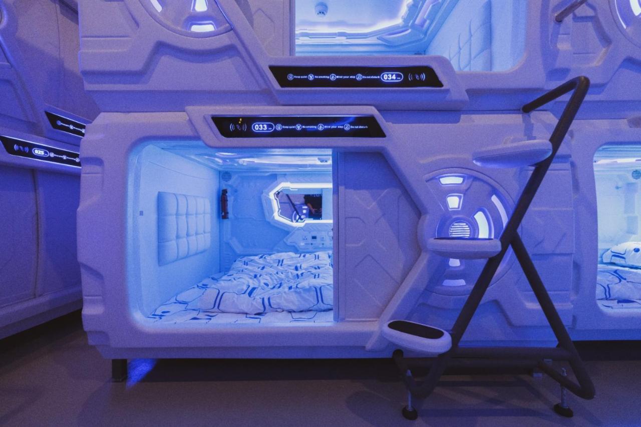 Hashtag.Capsule.Hostel Джохор-Бару Экстерьер фото